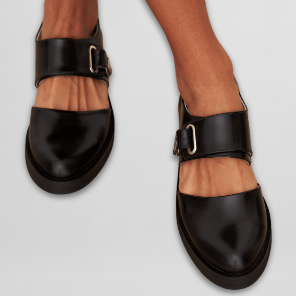 Sara | Classic Mary Jane Shoes with Adjustable Buckle