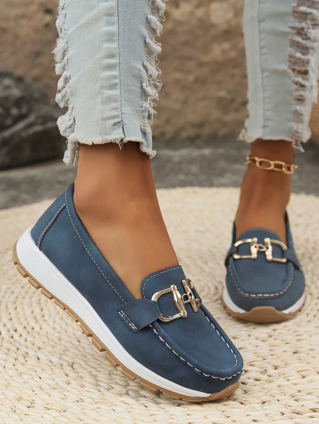 Elly | Chic Buckle Loafers