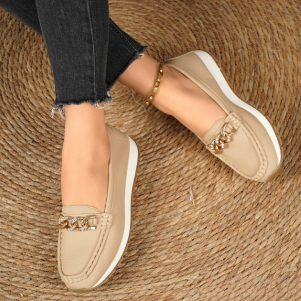 Evelyn | Diamond Buckle Loafers