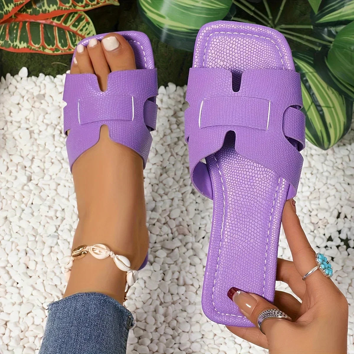 Valencia | Cut-Out Slide Sandals