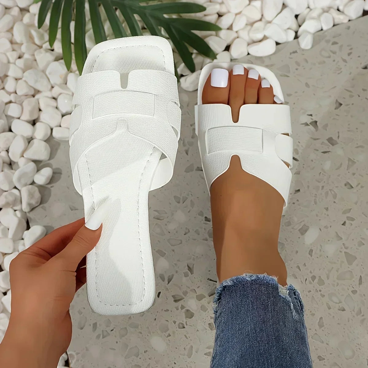 Valencia | Cut-Out Slide Sandals