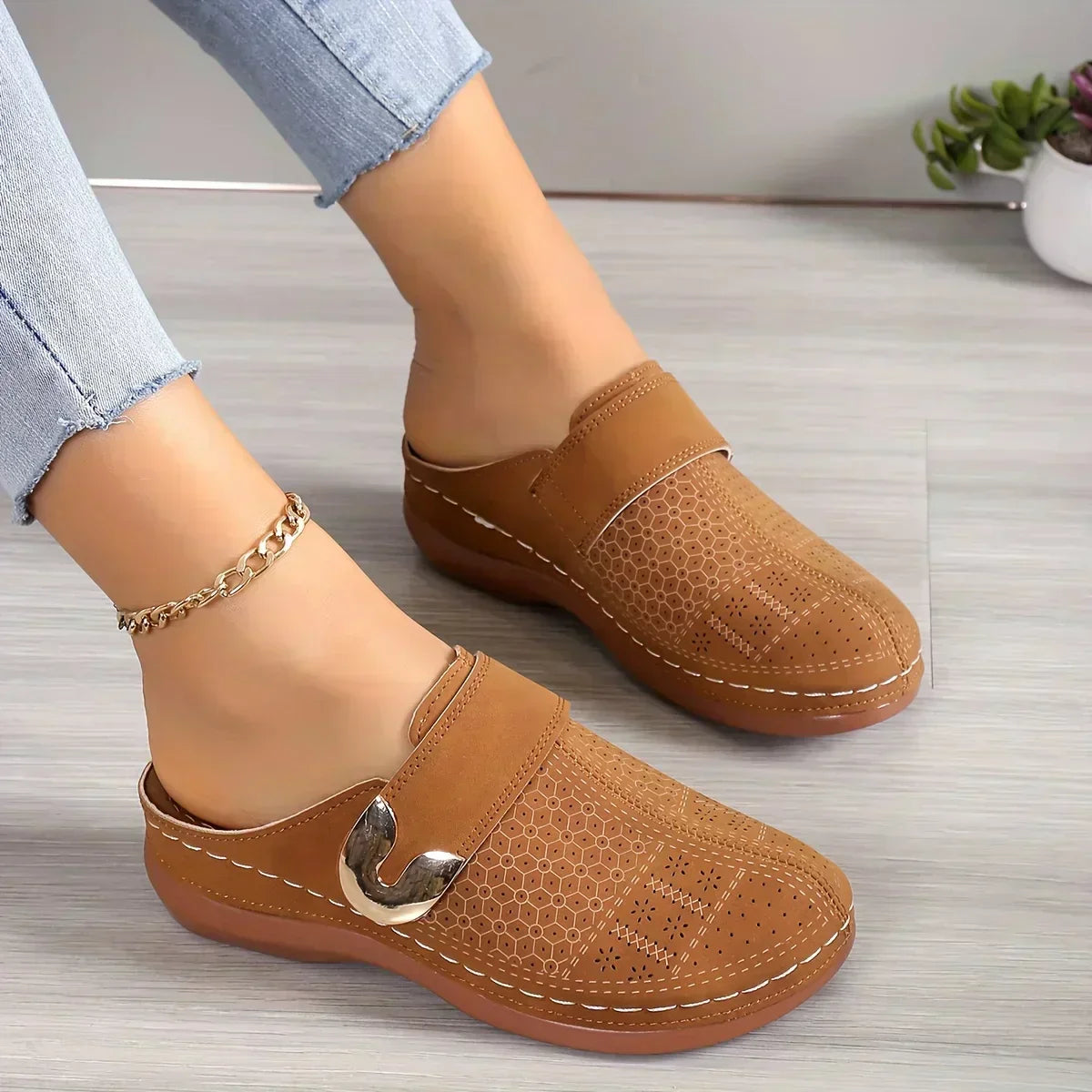 Marel | Chic Supportive Wedge Sandal