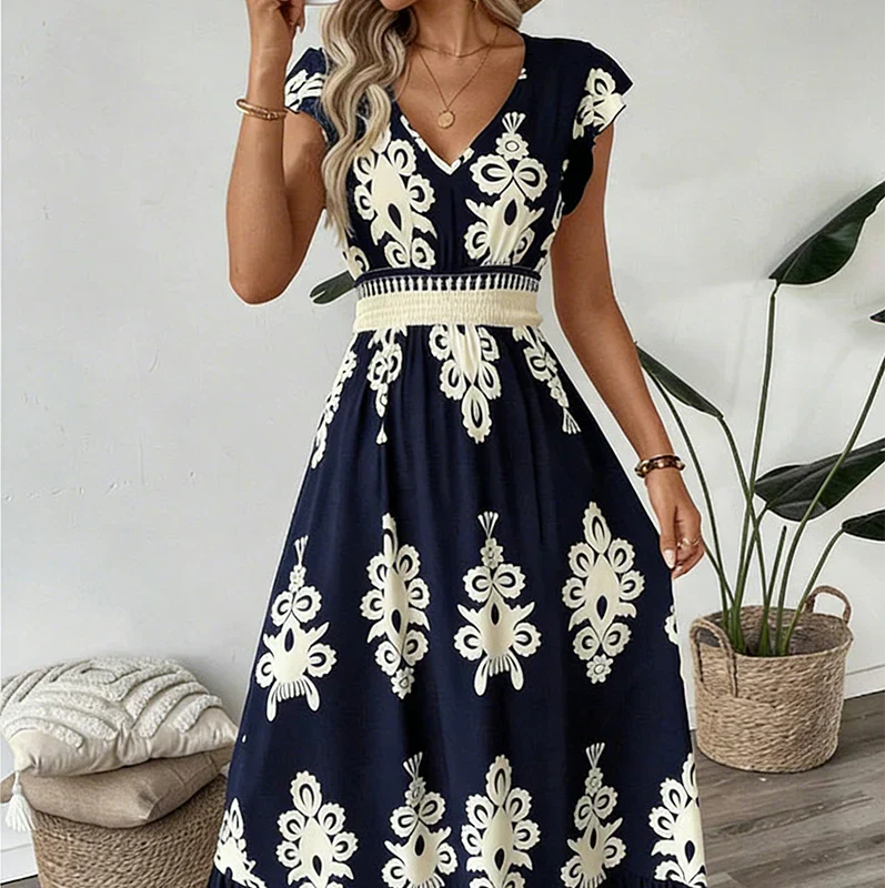 Canda | Flattering Elegant Maxi Dress