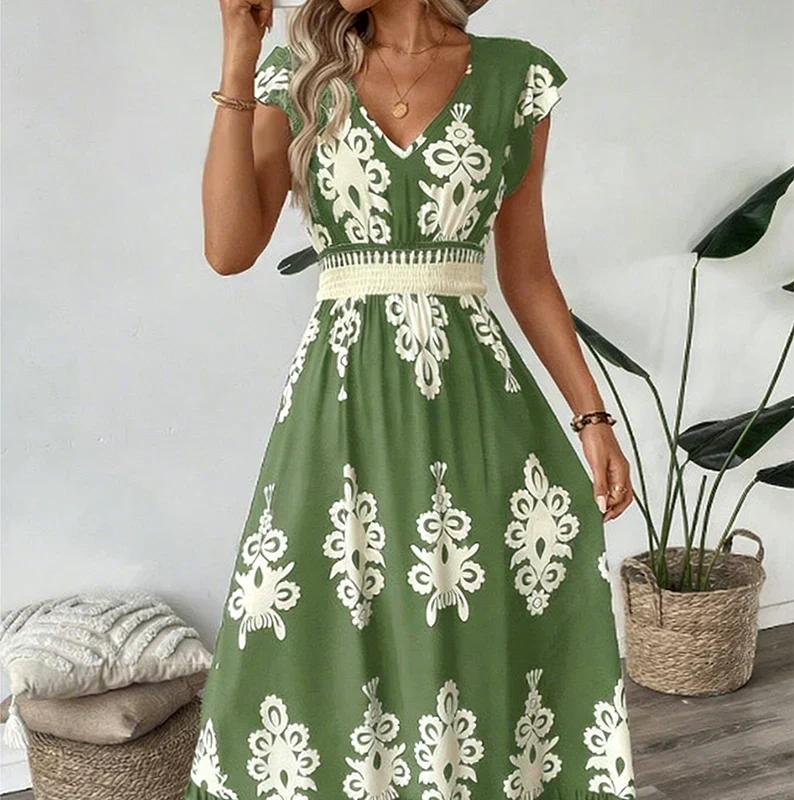 Canda | Flattering Elegant Maxi Dress